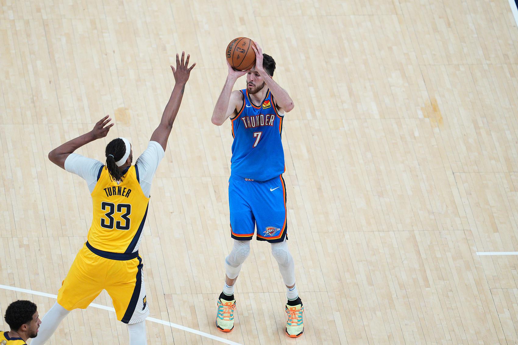 霍姆格伦:我们此前已多次经历困境 每次都能团结应对