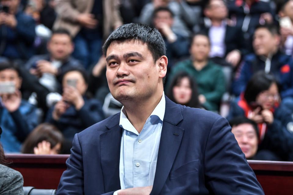 开云APP-杜兰特交易有变，7队参与！怪不得姚明携全家出现在休斯敦