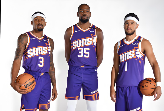 开云入口-又是一笔大买断？1.1亿合约！湖人勇士要准备接盘？