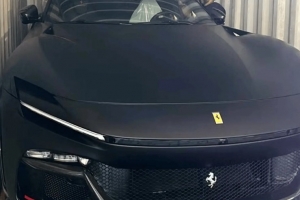 开云官网-小意思~内马尔斥资100万镑买法拉利，花费不到他在新月时一周薪水