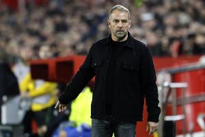 开云官网-每体：弗里克将与巴萨续约一年，他在巴萨舒适&amp;可能再待三、四年