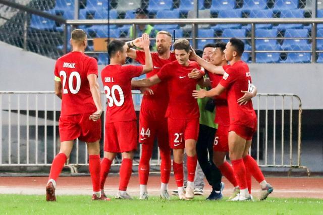 开云娱乐-【2024中超巡礼之梅州】广东足球“领头羊”背负重任