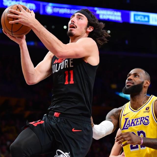 开云娱乐-热火文化再添全新成果，新秀哈克斯无缝融入迈阿密