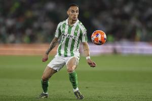 开云APP-记者：贝蒂斯仍在争取签下安东尼，拜仁、药厂和马竞也对其有意