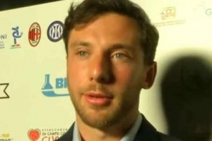 开云娱乐-卡洛斯-奥古斯托:赢尤文会提升士气 齐沃的训练强度很高我很喜欢