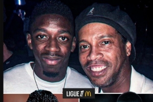 两个金球奖得主?法甲官方晒登贝莱、小罗合照:巴黎的10号传承