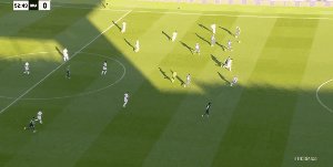 开云在线-【西甲】贝林厄姆双响+绝杀 皇马2比1逆转客胜巴萨