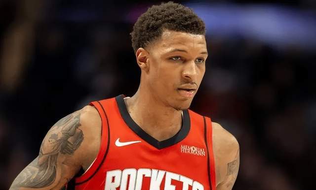 kaiyun-轻取公牛！杜兰特28+10，史密斯救命8分，火箭该让雨姐首发了