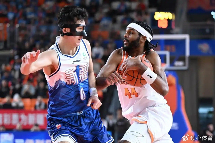 开云-广东核心成全明星票王，辽宁主帅被喊下课，赵睿第1阶段报销|广东宏远|徐杰|广东男篮|辽宁男篮|赵继伟_新浪体育_新浪新闻