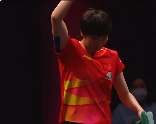 开云入口-王曼昱丢冠并无沮丧！抵达北京大方与球迷挥手 将登时尚杂志封面|WTT|陈幸同|韩莹|多哈|陈熠_新浪体育_新浪新闻