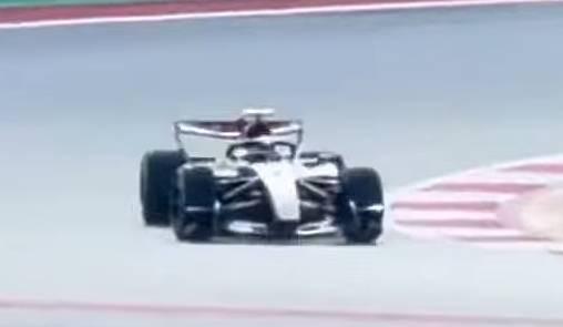 开云官网-来看看新车！奥迪F1车队进行新车首航，赛车照片随即曝光