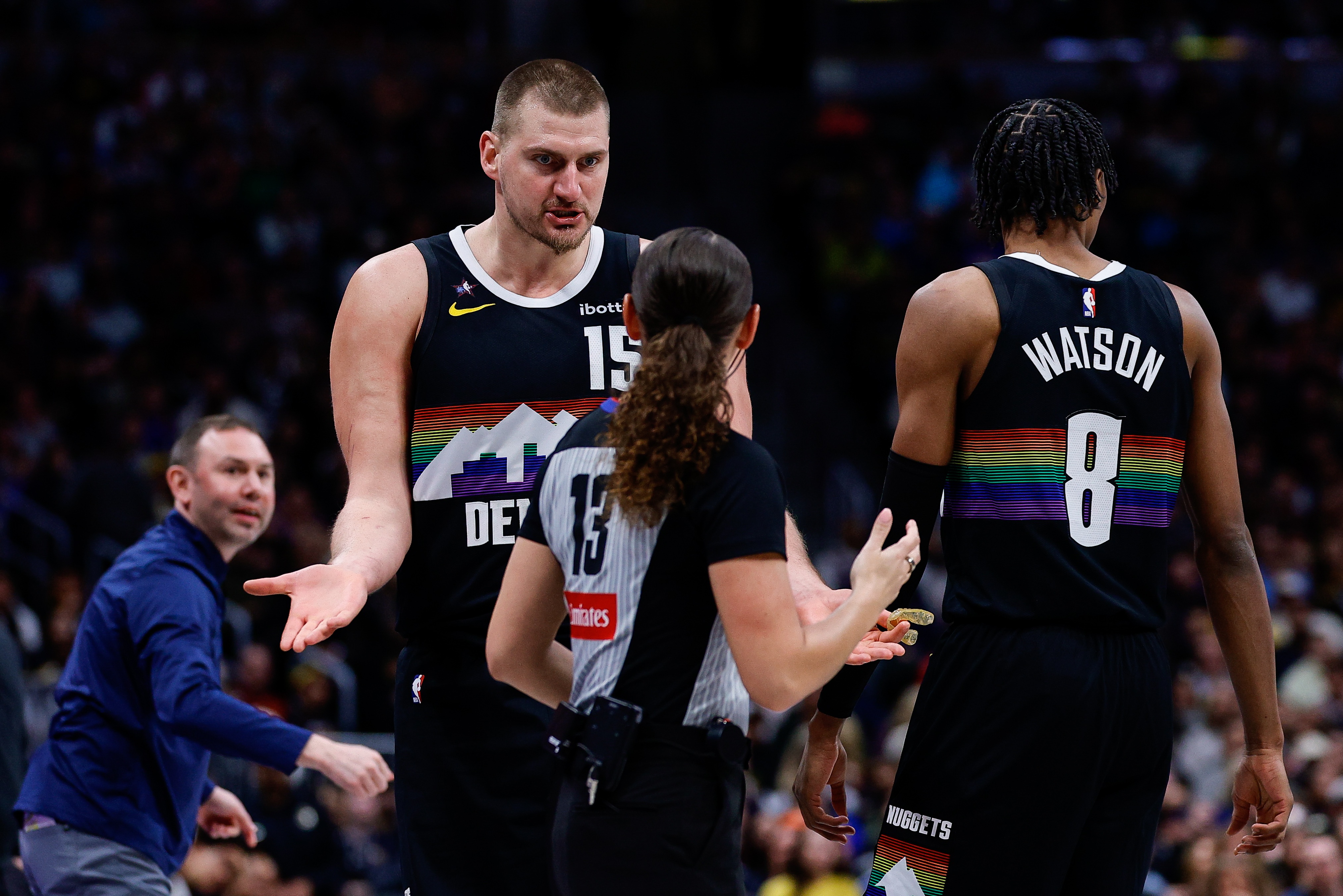 NBA彩经：骑士客场拿下雷霆 勇士主场难敌掘金 湖人难胜绿军