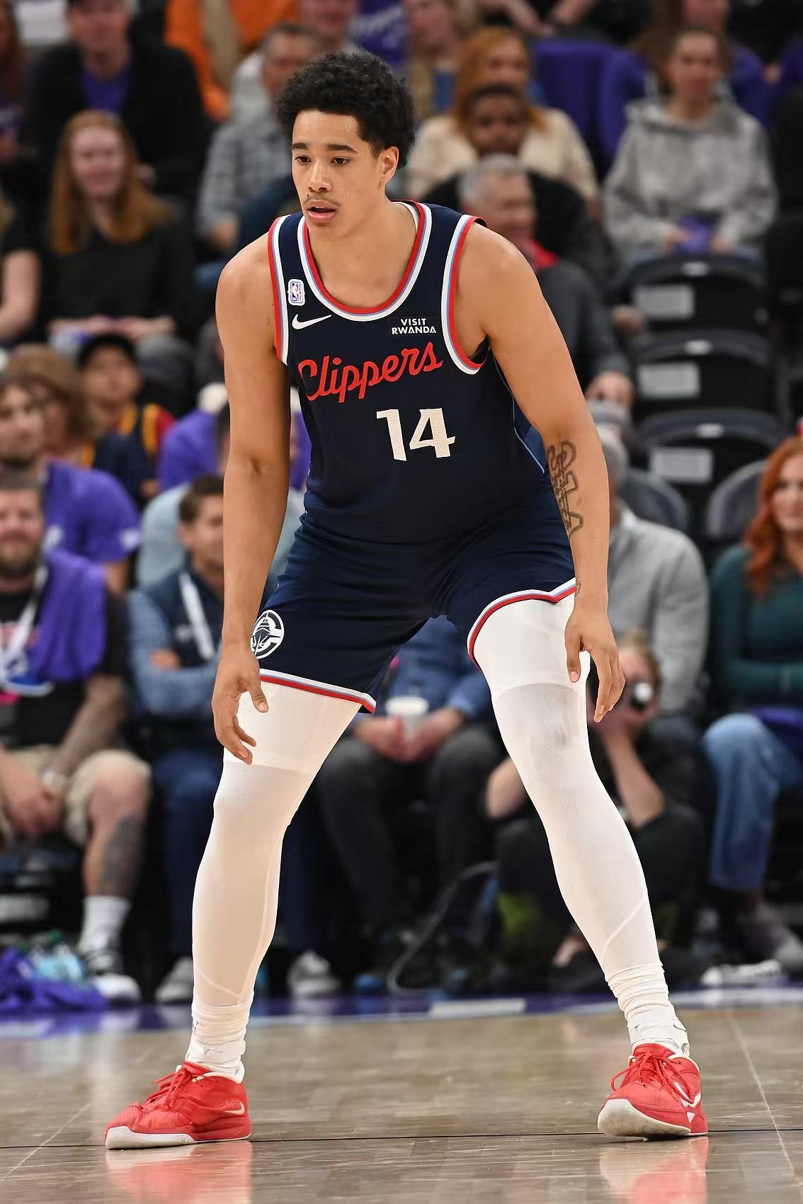 开云APP-29+8！快船轻取步行者，赢球谁是关键？勇士位置不稳了