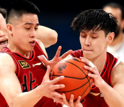 开云官网-让周琦替补，减曾凡博战术，引超级小外，北京队最佳调整方案浮现