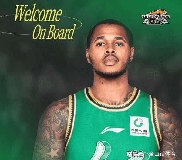 30分惨败！辽篮半场被打花，外援得分27比71，杜锋一番话杀人诛心