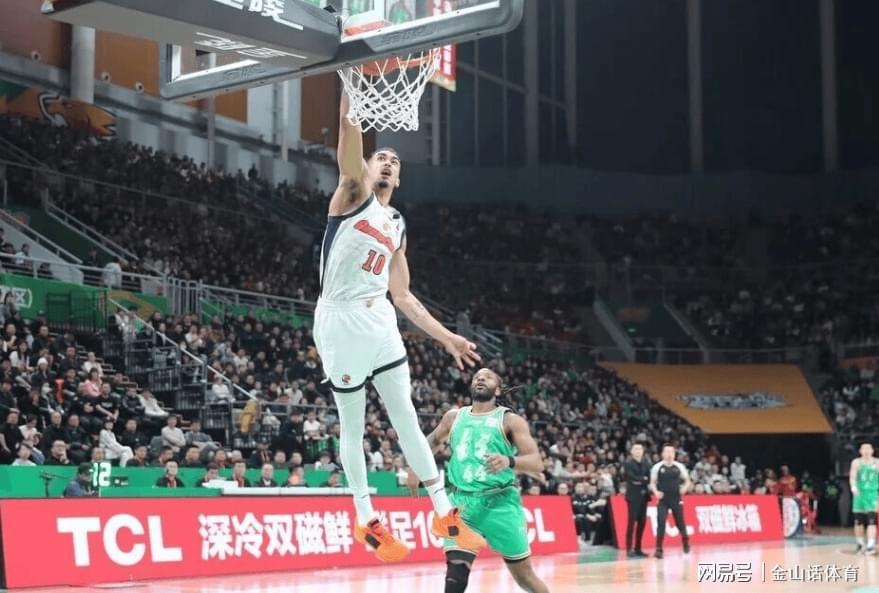30分惨败！辽篮半场被打花，外援得分27比71，杜锋一番话杀人诛心