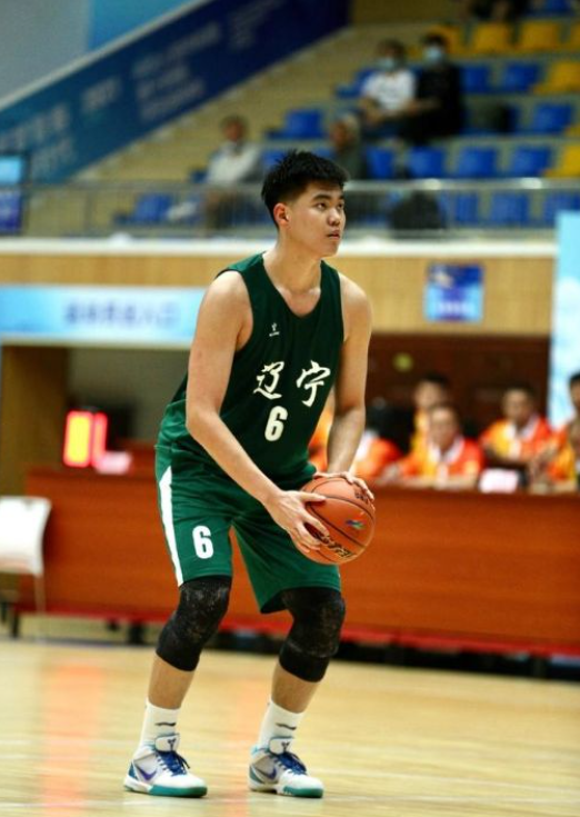 kaiyun-连西丁都打不好!辽篮斗殴2小将逐渐边缘化 杨鸣离职队内队外都难