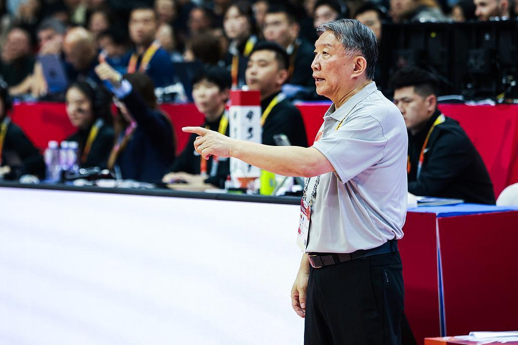 开云娱乐-谁给张子宇传球？功勋后卫给出了答案，老帅临时征召收获大效果