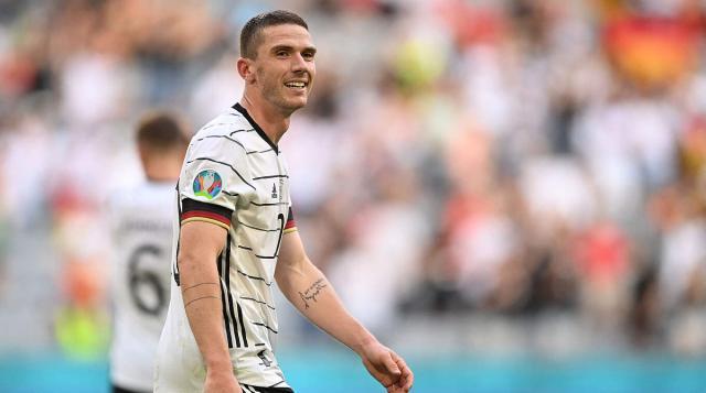 60分钟变身“戈神斯”！勒夫赌对了这件真蓝黑大杀器