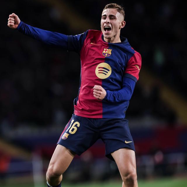 开云娱乐-弗利克：费尔明是全场最佳，什琴斯尼会继续首发