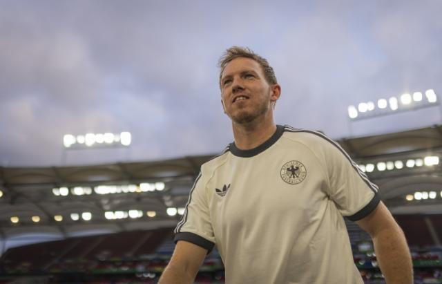 开云-【早报】凯尔·沃克租借加盟AC米兰